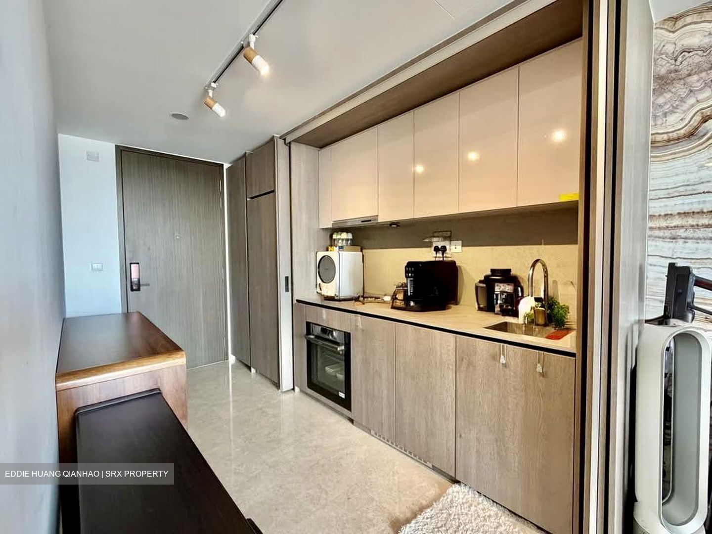 Avenue South Residence (D3), Apartment #564562661